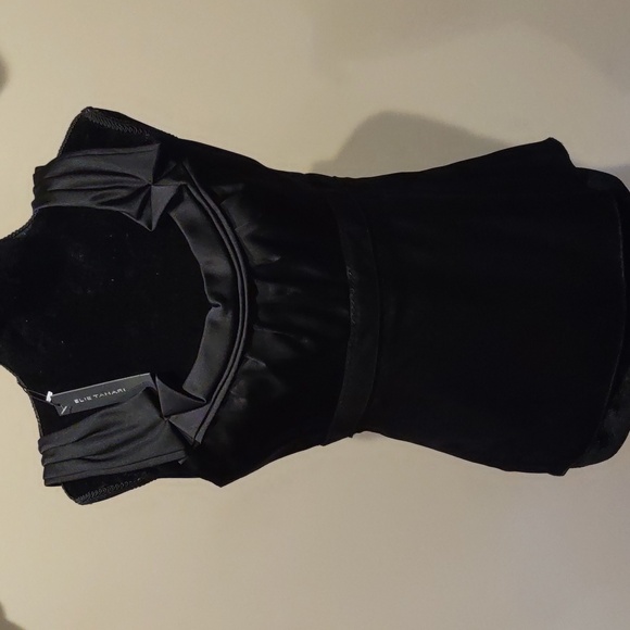 Elie Tahari black silk fancy top, small, nwt - Picture 3 of 17